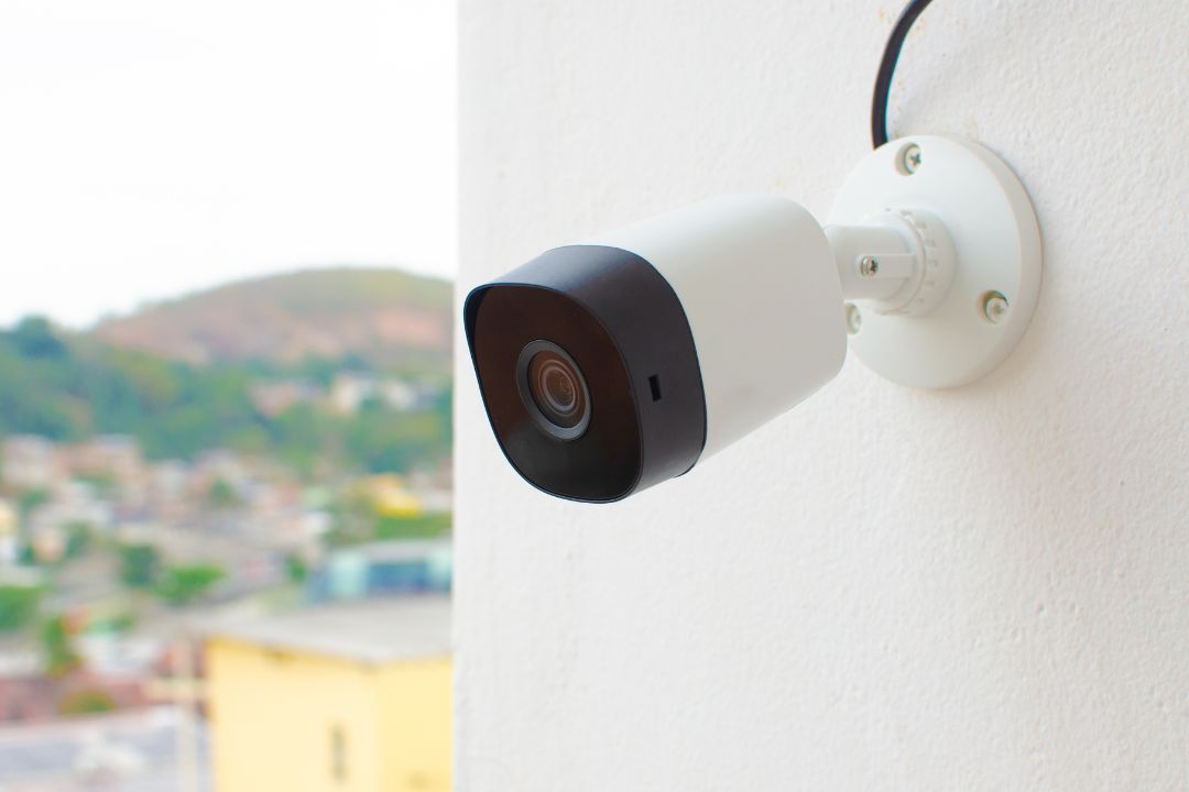 How to Eliminate Blind Spots with Expert Surveillance Camera Placement